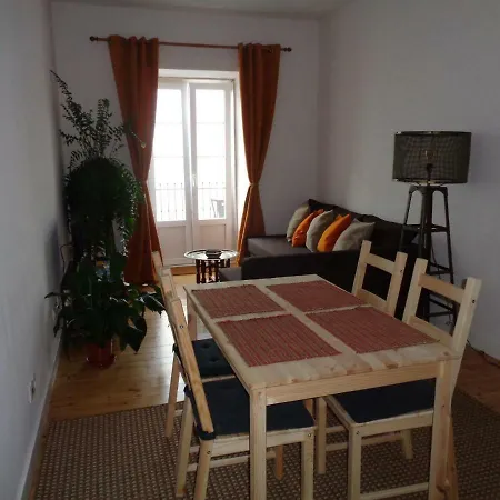 Sunny&central/historical Graca&alfama Apartament Lizbona